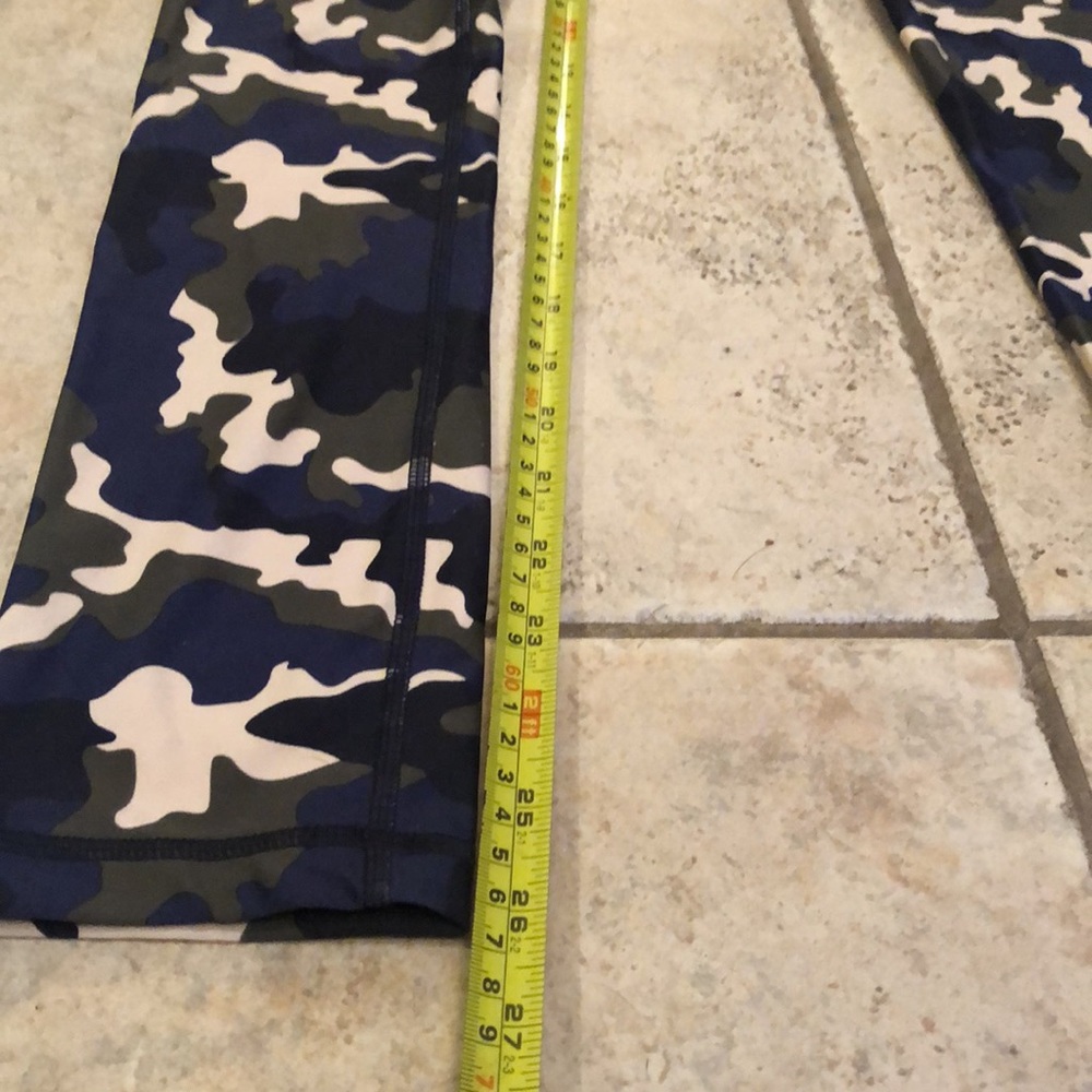 The Upside Camouflage Leggings - Picture 6 of 10